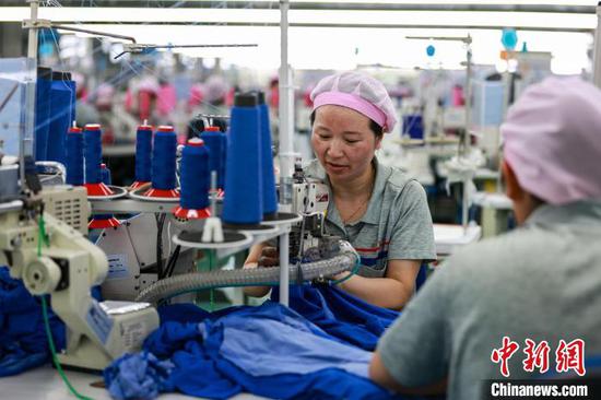 貴州三穗 科技賦能紡織業 推動產業集群化